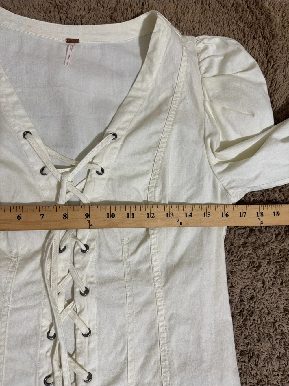 Free People Denim Lace-Up Peasant Blouse Cream size M Ren Festival Boho Retro